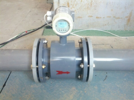 測井水流量計-電磁流量計特點.png
